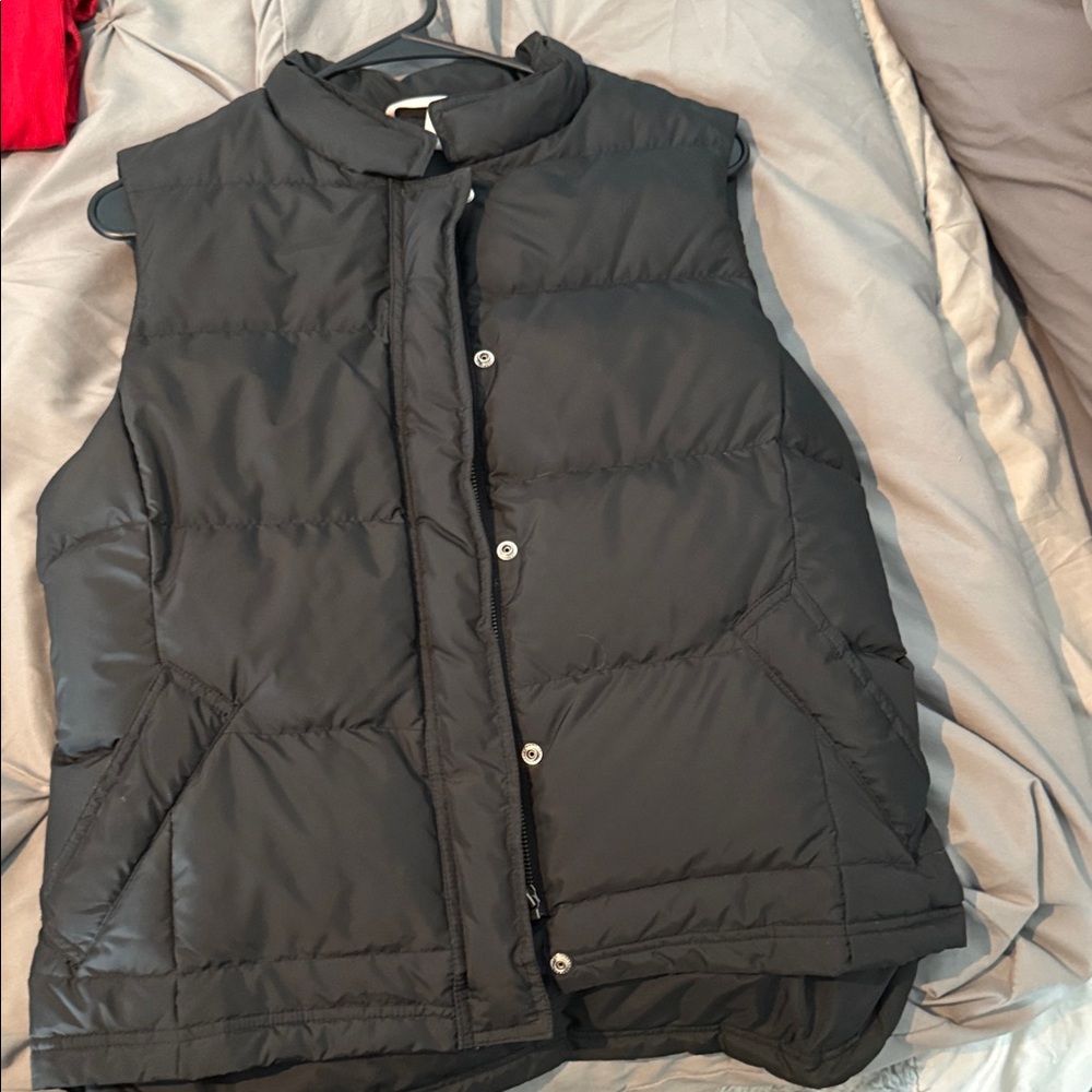 Women’s Black J.Crew Puffer Vest